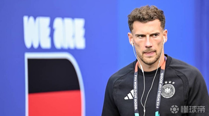 电讯报：曼联在签下蒂勒曼斯前，也曾考虑过格雷茨卡