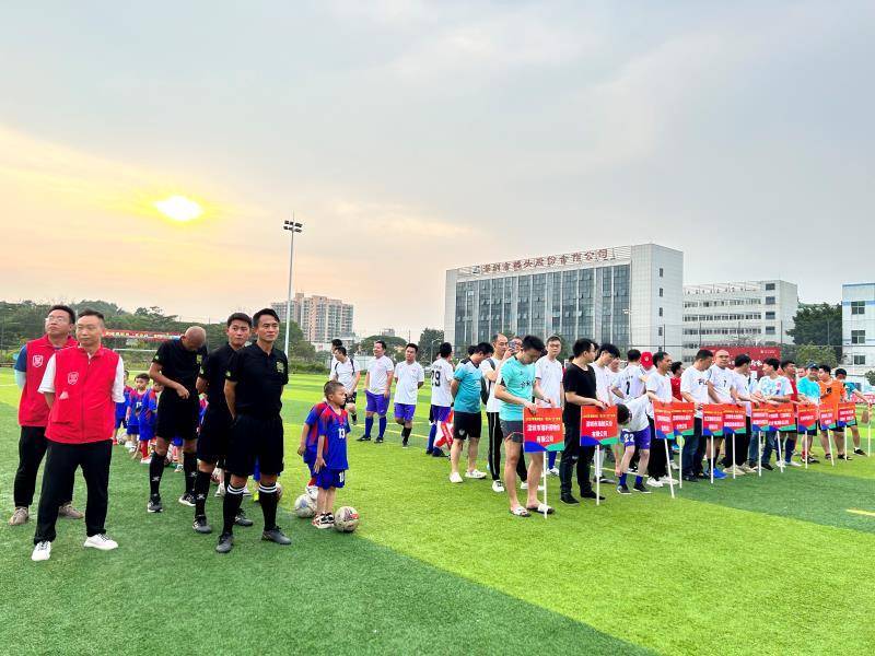 宁泽涛直播吸引800万人观看 张继科导致服务器瘫痪